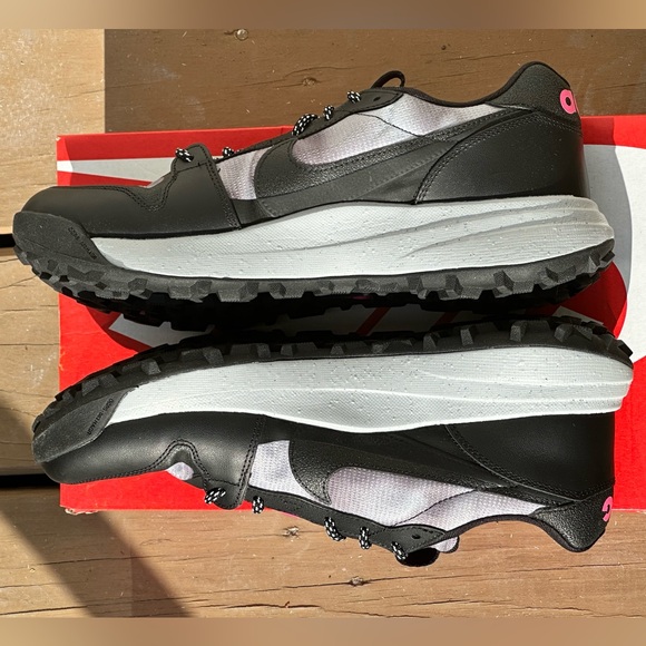 NEW Nike ACG Lowcate SE Casual Sneaker - Mens US 10.5 | Womens US 12 - Picture 5 of 9